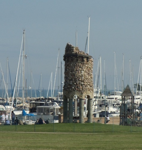 kenoshaharborchimney_lg kenoshaharborchimney_lg