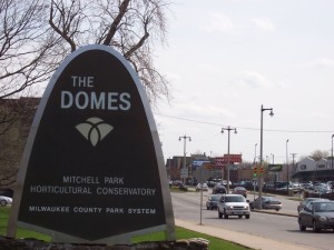 milwaukee_mitchelldomessign milwaukee_mitchelldomessign