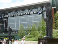 Have you seen the reconfigured Harlan Plaza, 1919 Kitchen & Tap, and some of the other new changes at Lambeau Field? Definitely worth a trip as training camp breaks!