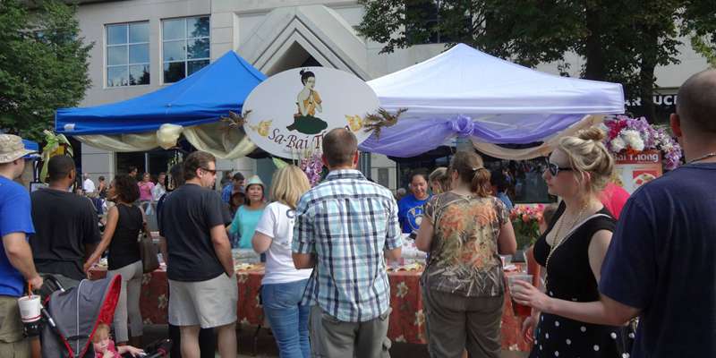 Wisconsin Weekend: Taste of Madison crowd