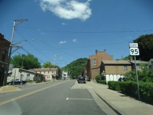 Eastbound Highway 95 begins