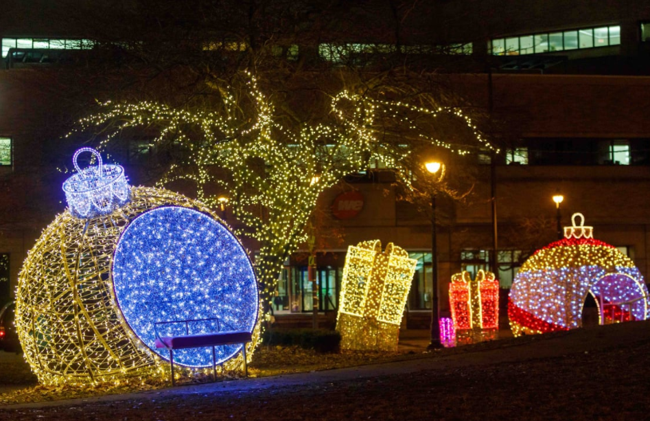 Milwaukee Holiday Lights at Zeidler Square