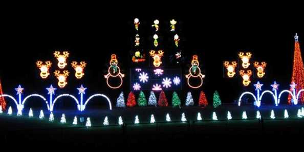 Lakeside Park Holiday Light Show, at the southern end of Lake Winnebago in Fond du Lac, Wisconsin