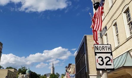 Highway 32 is Franklin Street through downtown Port Washington, Wisconsin