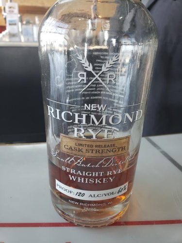 New Richmond Rye, a release from 45th Parallel Distillery, New Richmond, Wisconsin
