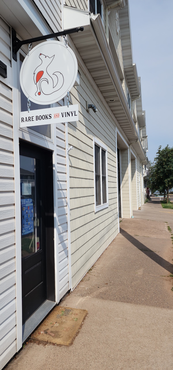 Honest Dog Books & Vinyl, Bayfield, Wisconsin