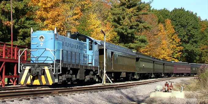 Wisconsin Weekend Events: Midst of Fall Colors & Festivals; Pumpkin Patches & Orchards; Halloween upcoming; super scenic drives, science, and more. Pick Some Roads and GO!!