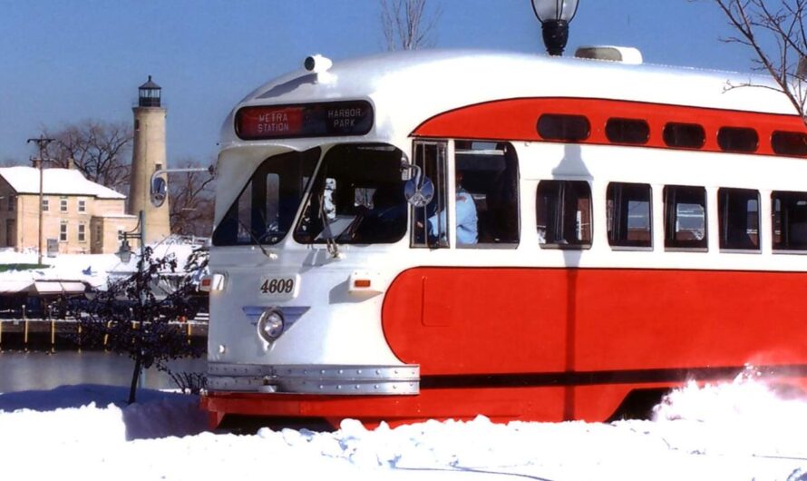 Visit Kenosha: Streetcar and Simmons Island