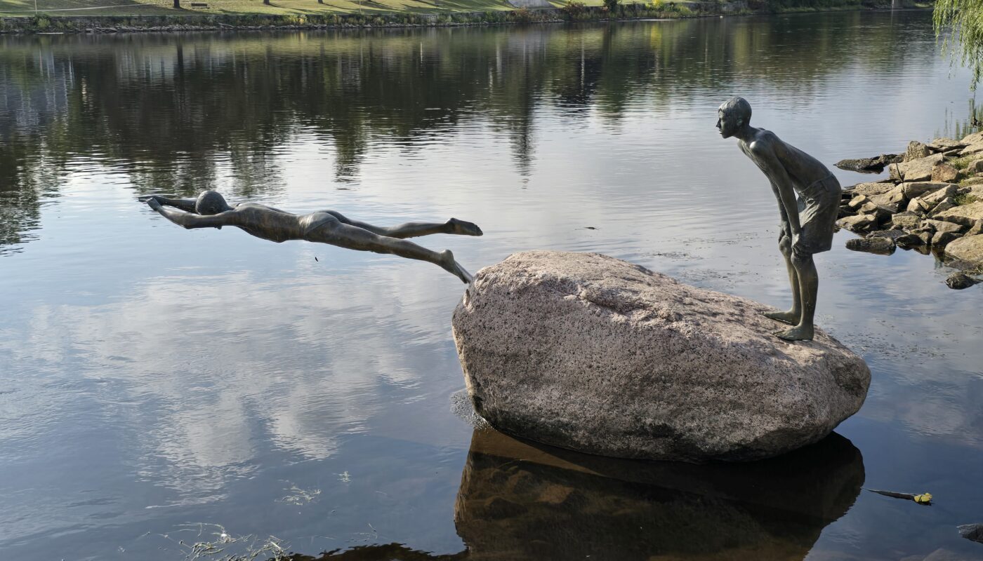 Young Swimmers statue in Marinette, Wisconsin