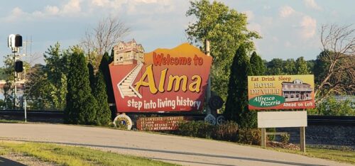 Welcome sign to Alma, Wisconsin along the Great River Road, Highway 35